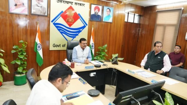 मुख्य सचिव आनन्द बर्द्धन की अध्यक्षता में आयोजित हुई यूपीसीएल की 125वीं बोर्ड बैठक